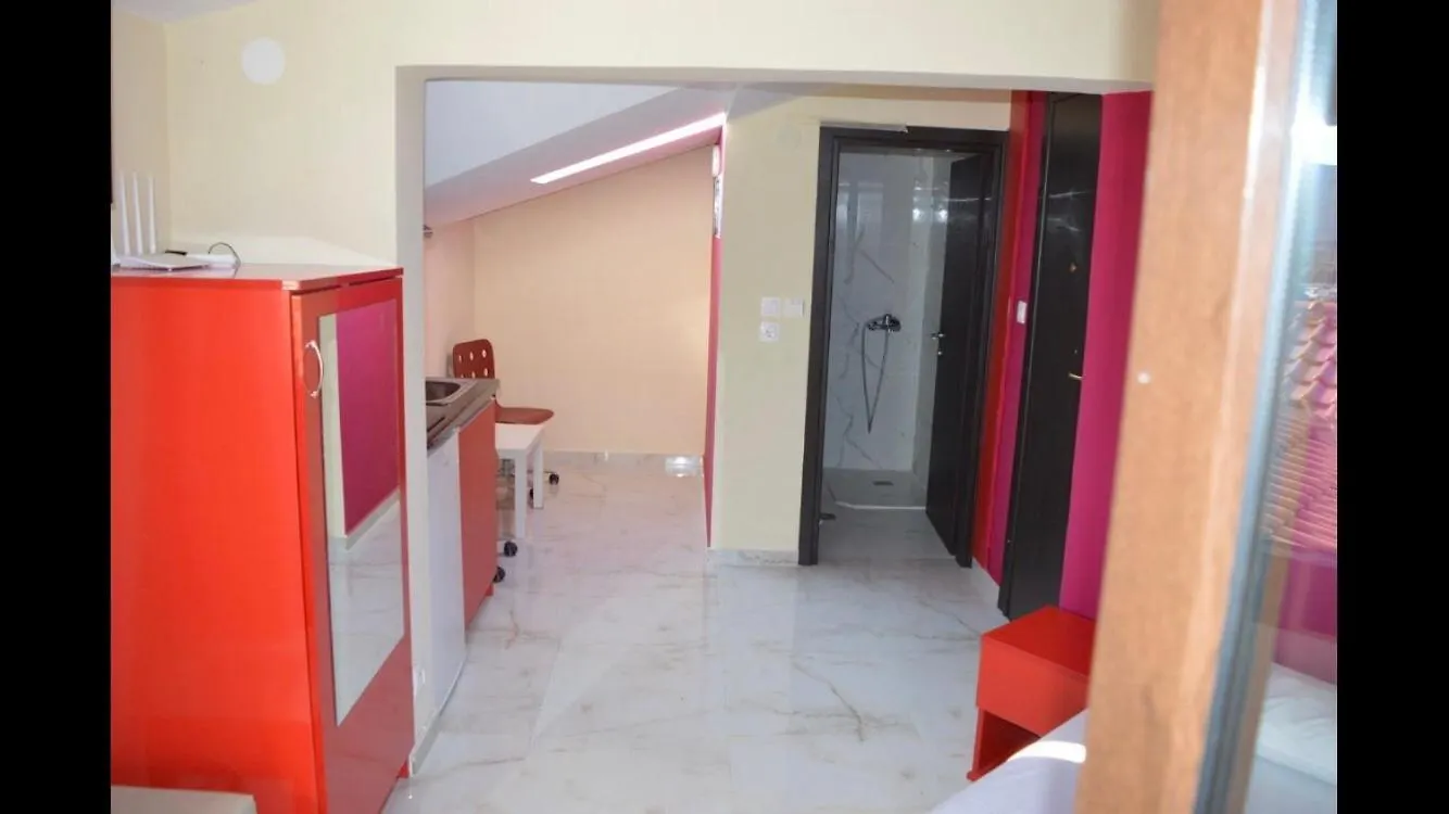 Kypriotis Leonidas Apartments Sarti