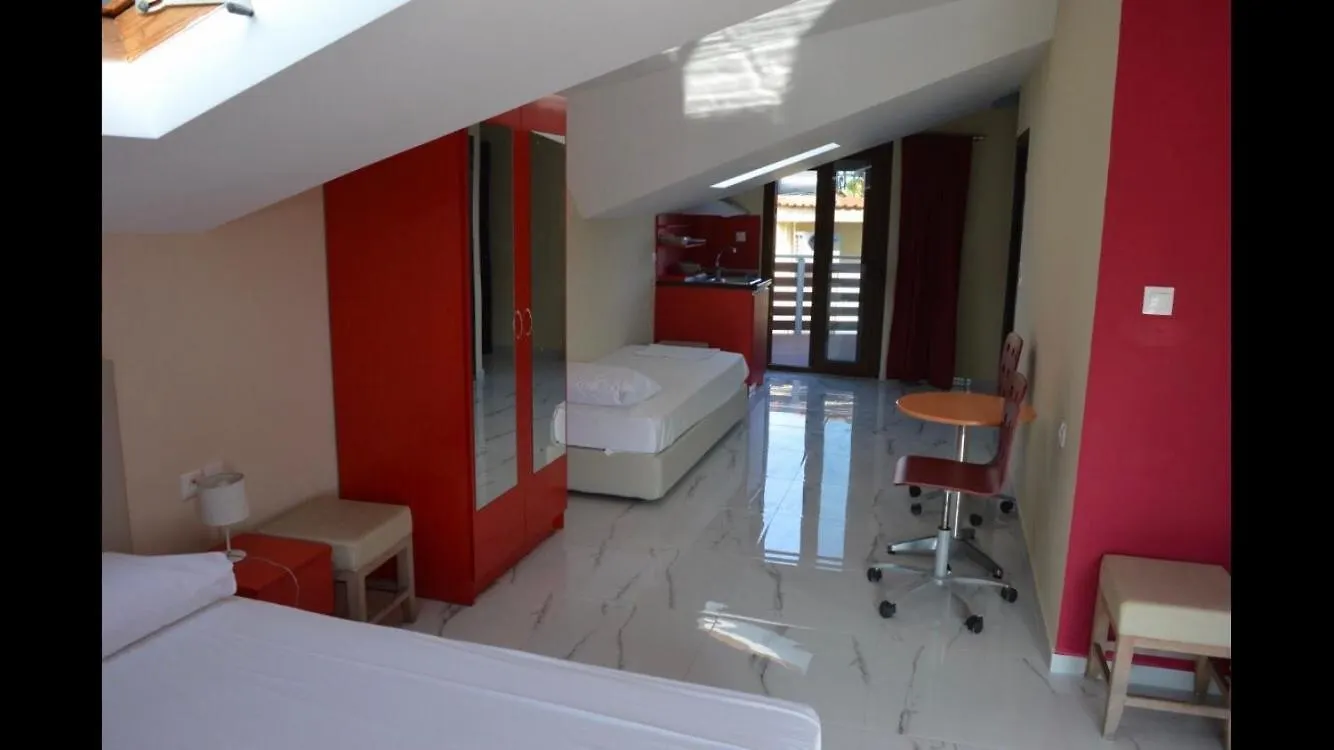 Kypriotis Leonidas Apartments Sarti Greece